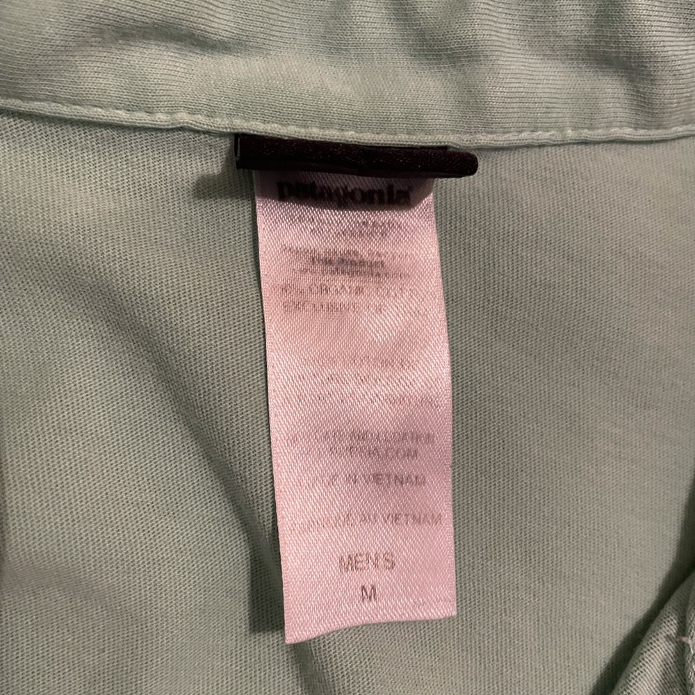 Men’s Patagonia polo shirt - Picture 2 of 3